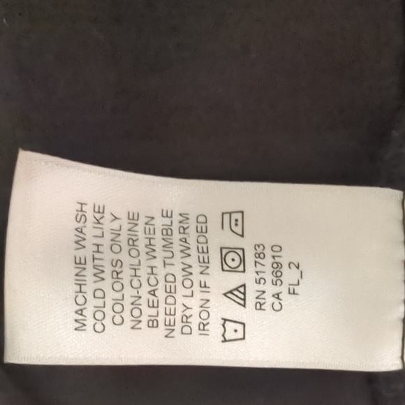 Ditsy Floral Print Black Dress - Picture 12 of 12